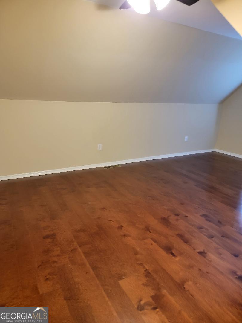 Autumn Lake - Residential Lease