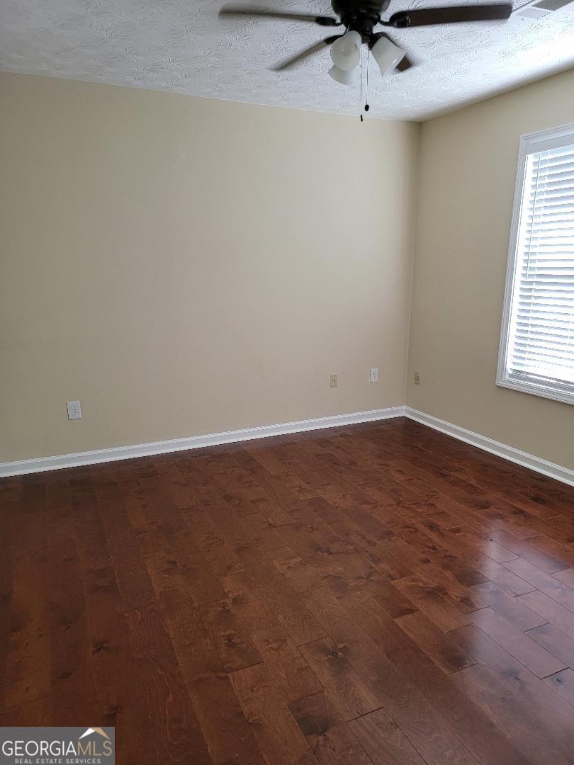 Autumn Lake - Residential Lease