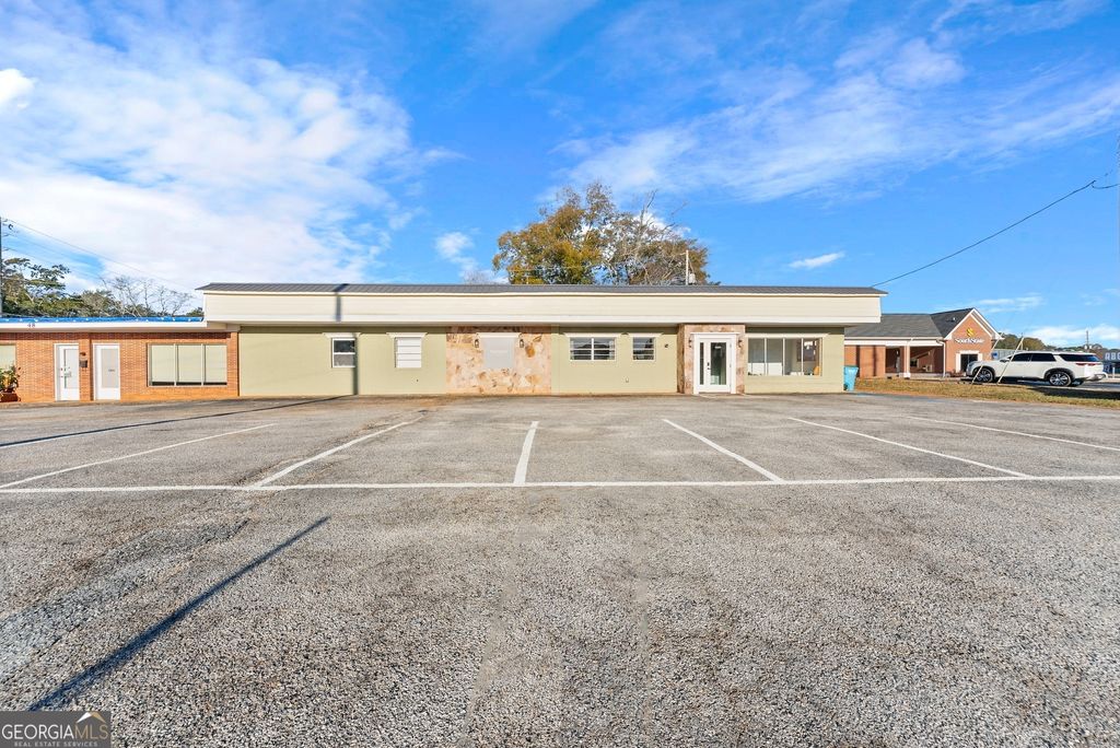 Photo of 42 Georgia Avenue #115, Commerce, GA 30529 (MLS # 10664112)