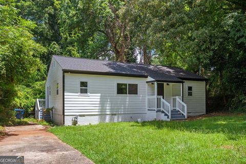 2026 Lisbon DR SW Atlanta GA 30310