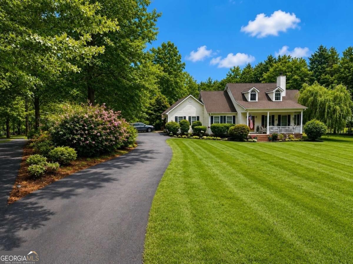 415 S Walkers Mill RD
