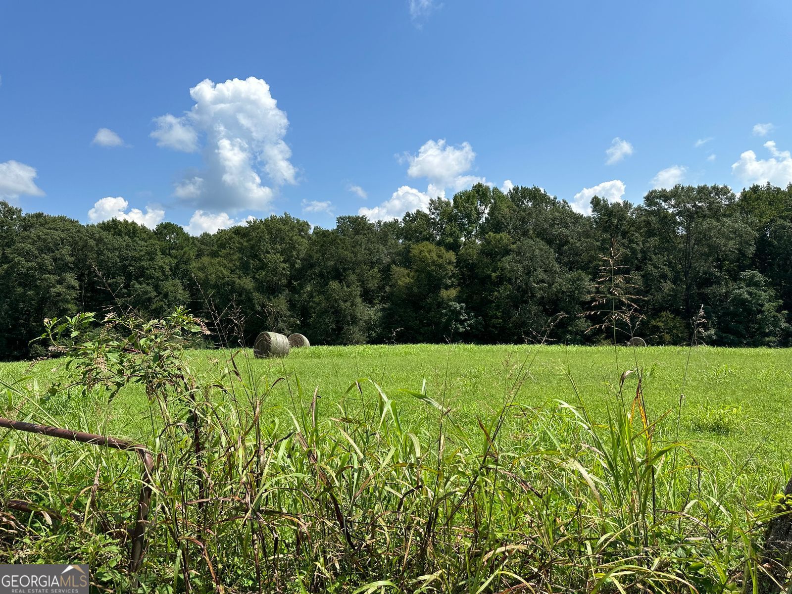 100AC Twin Bridges RD