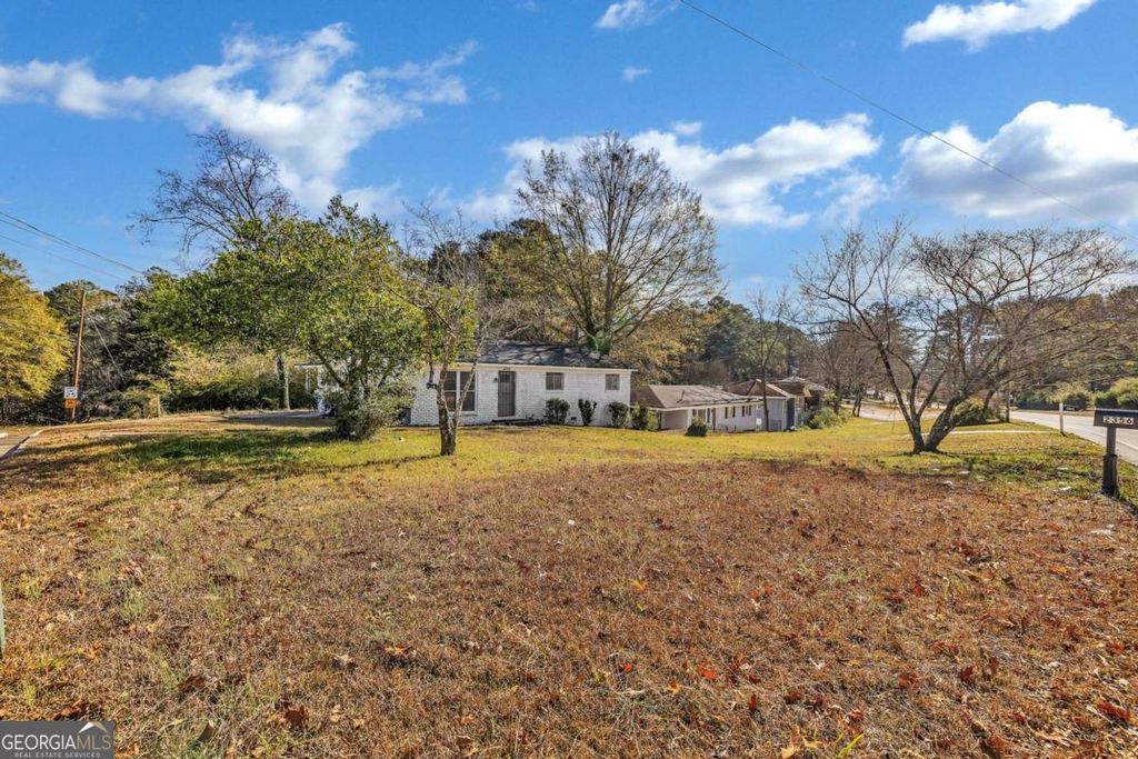 Photo of 2356 County Line Road SW, Atlanta, GA 30331 (MLS # 10671469)