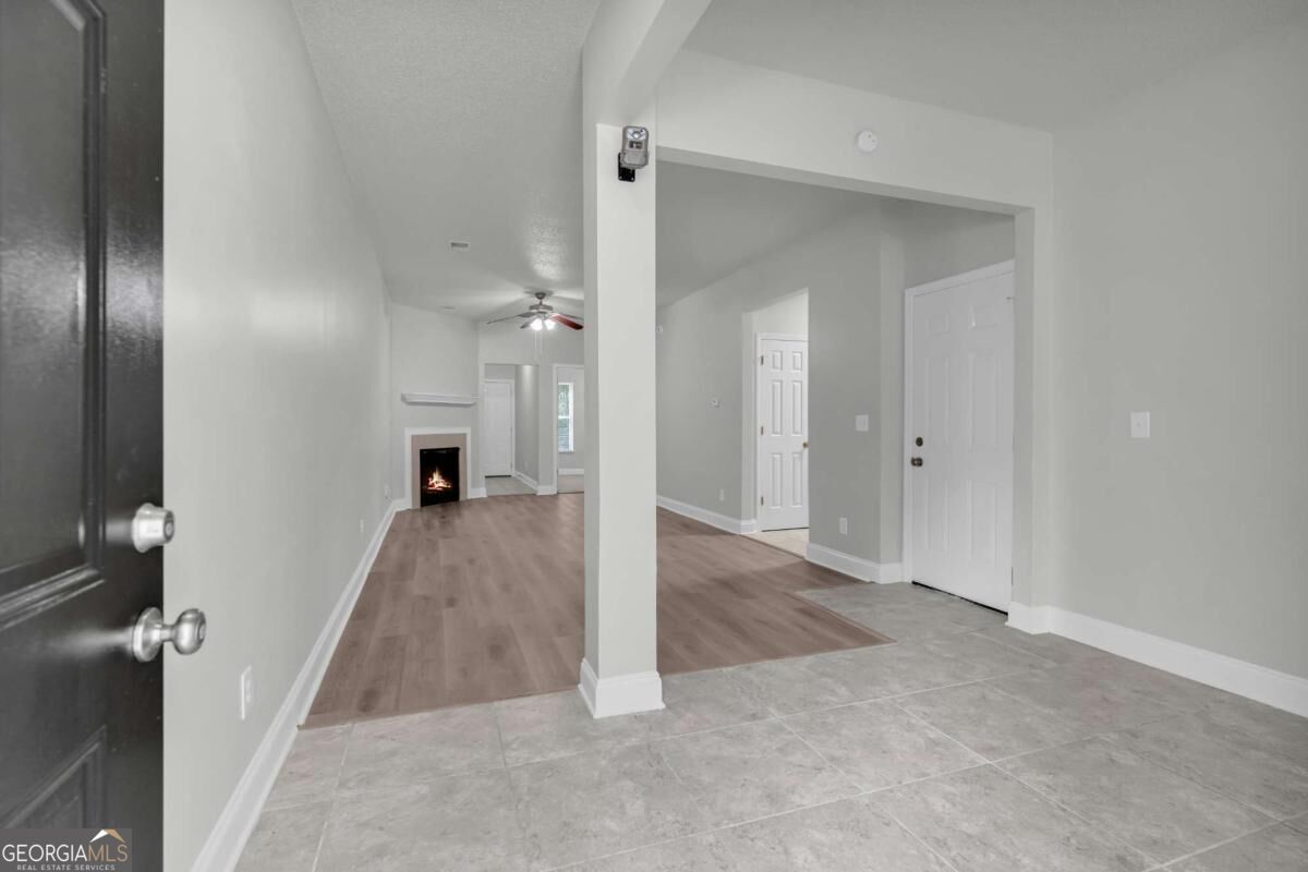 2407 Hackamore DR