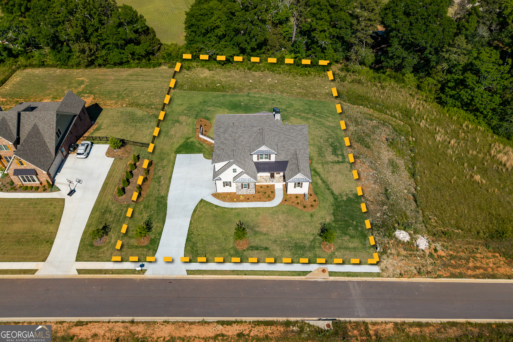 1657 Malcom Estates RDG