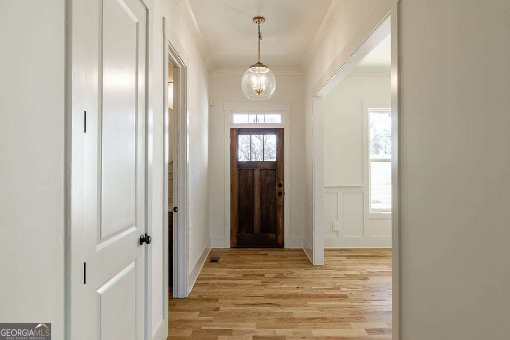 1657 Malcom Estates RDG