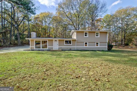 15 Pine ST McDonough GA 30252