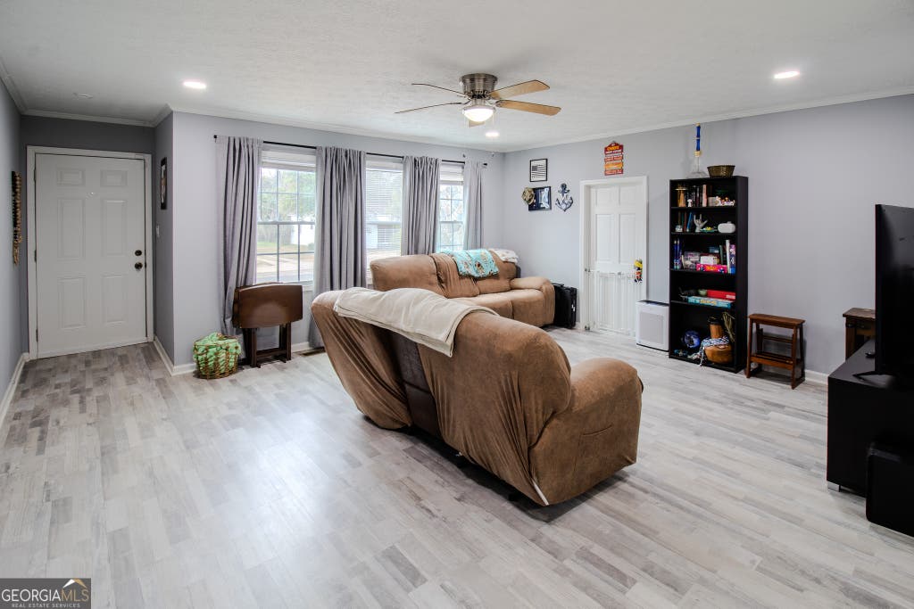 Photo of 579 Lynmore Avenue, Macon, GA 31206 (MLS # 10791042)