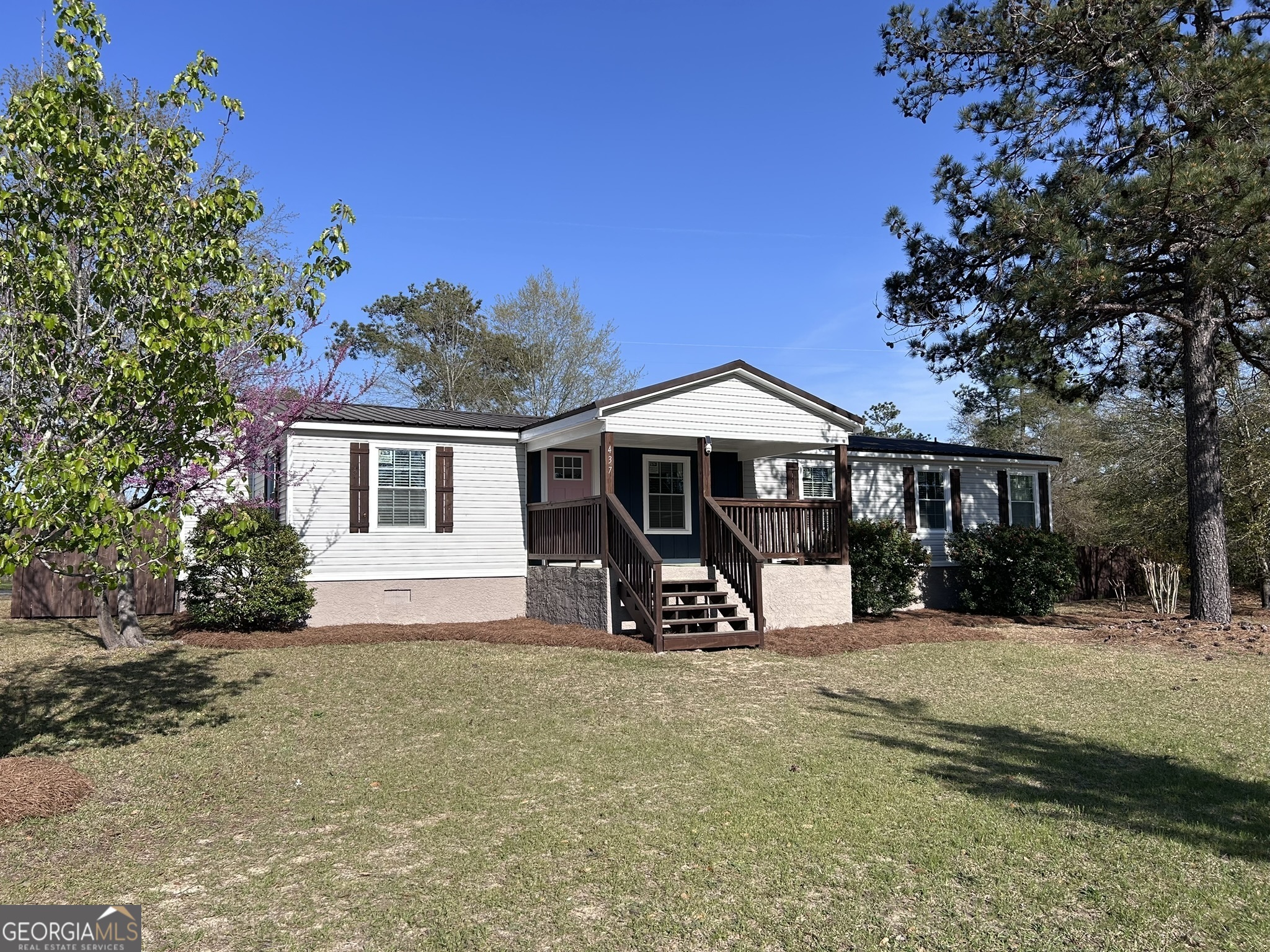 437 Tucker RD