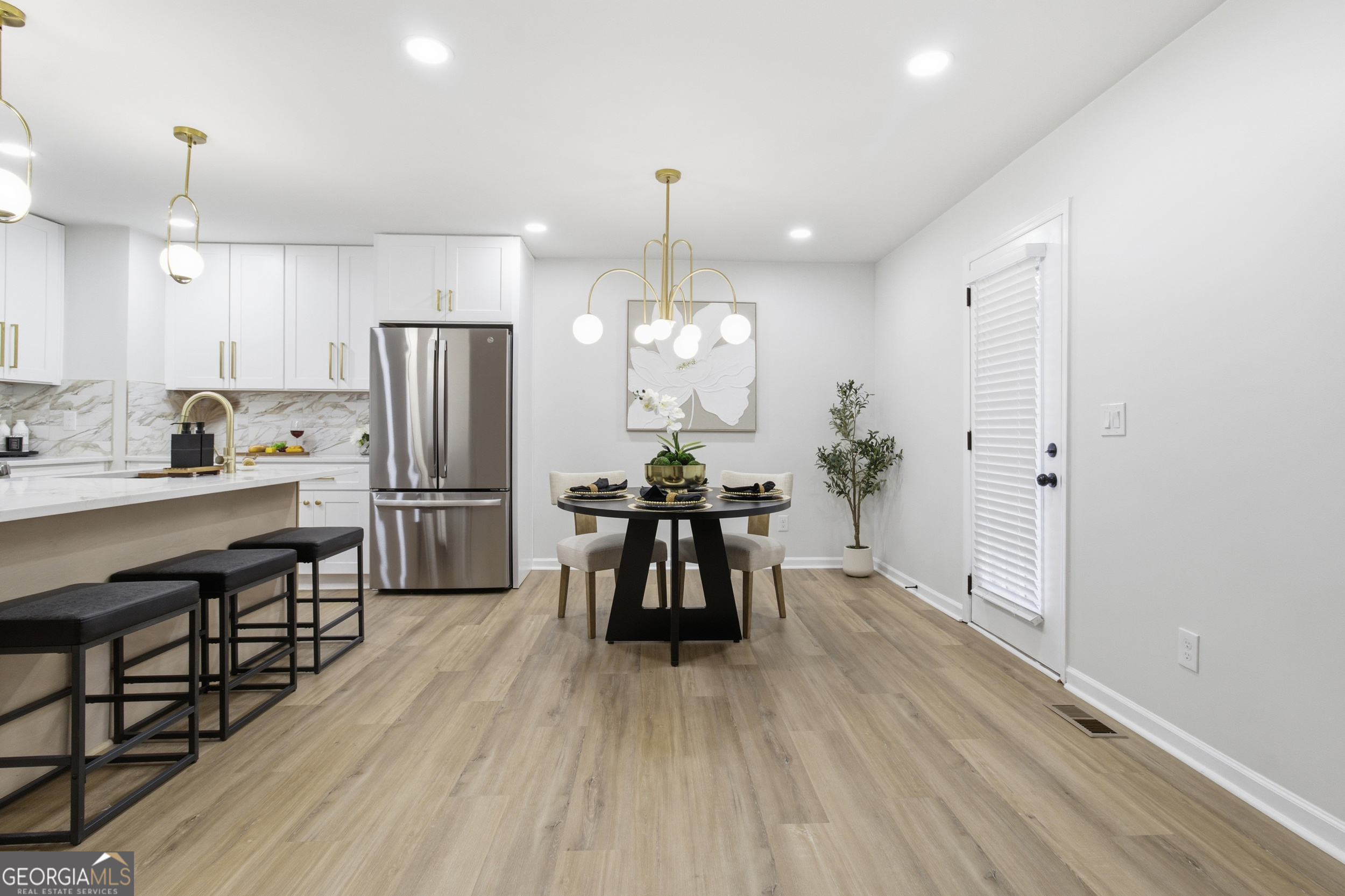 1124 Creatwood PL SE