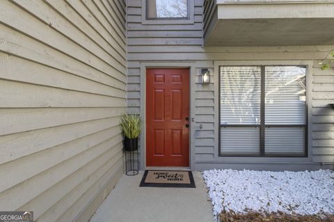 1124 Creatwood PL SE Smyrna GA 30080