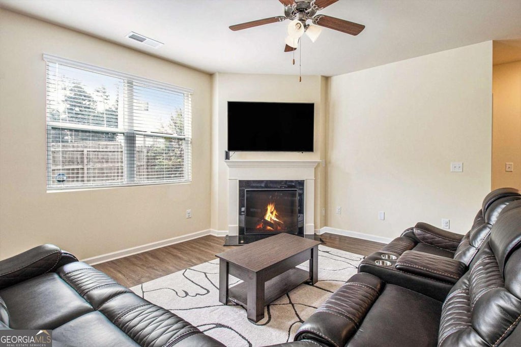 Photo of 3744 Hampshire Walk SW, Atlanta, GA 30331 (MLS # 10804520)