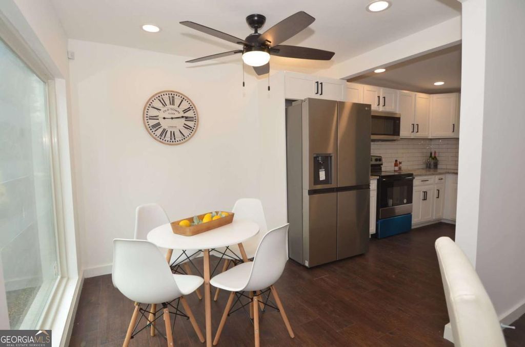 Photo of 1350 Kenilworth Drive SW, Atlanta, GA 30310 (MLS # 10757646)