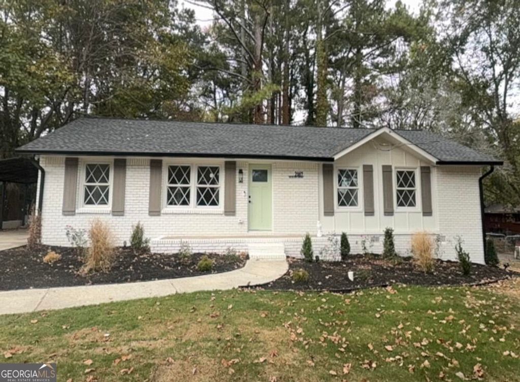 Photo of 2667 Beacon Drive, Atlanta, GA 30349 (MLS # 10657510)