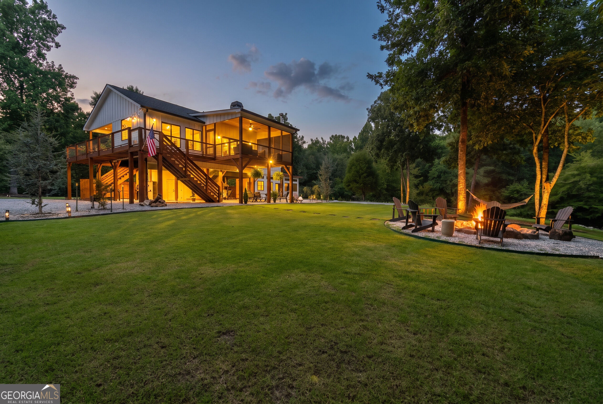 3286 Panorama DR