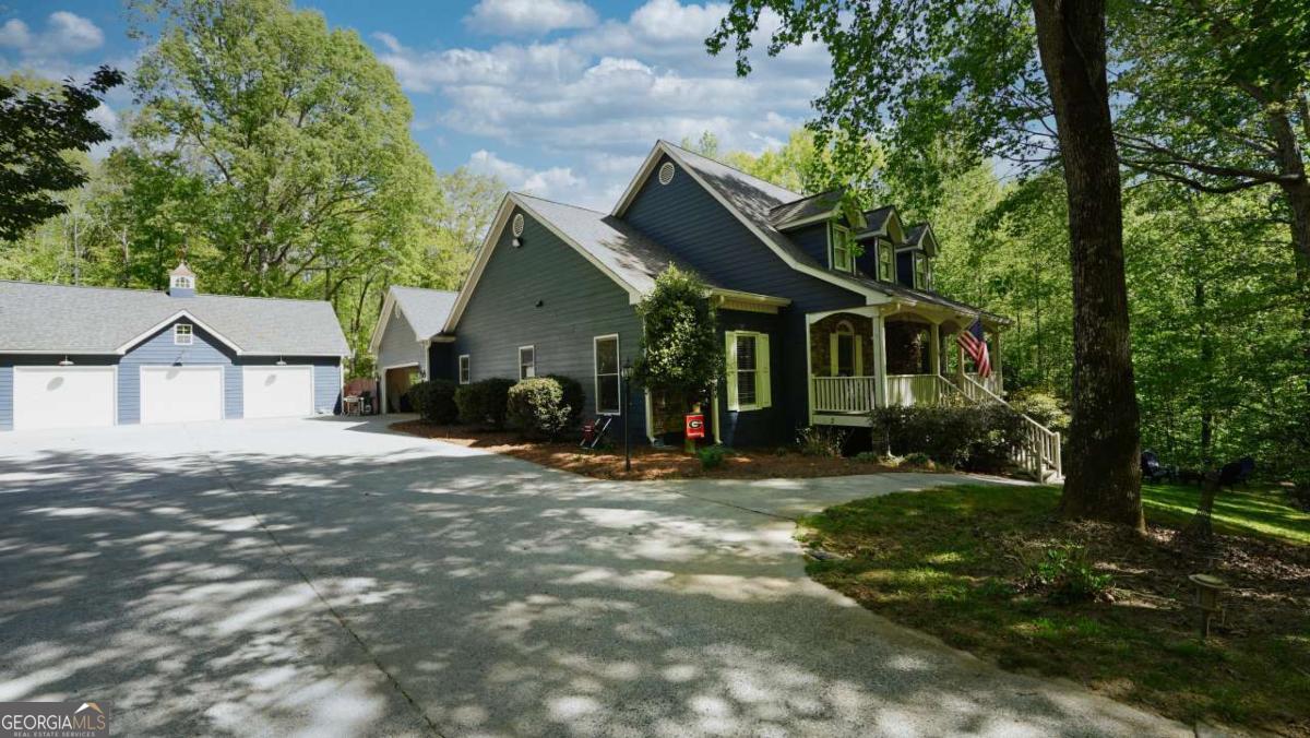 301 Clayton TRL