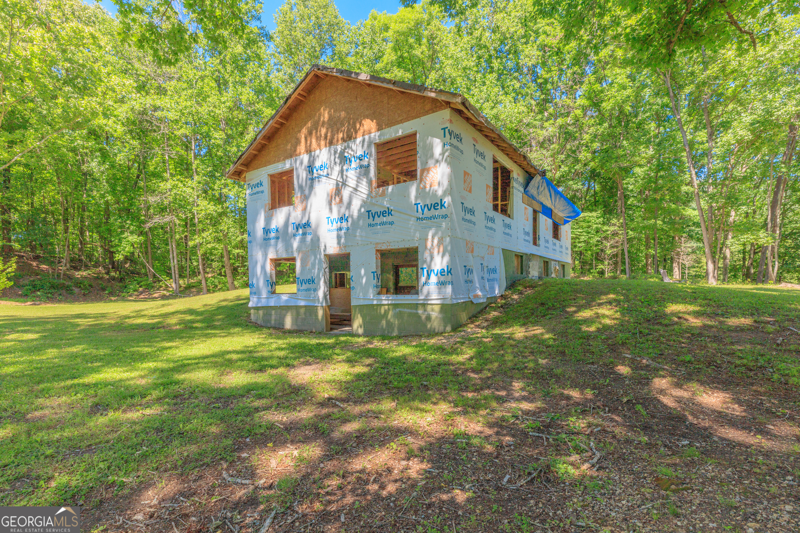 1004 Crow Gap