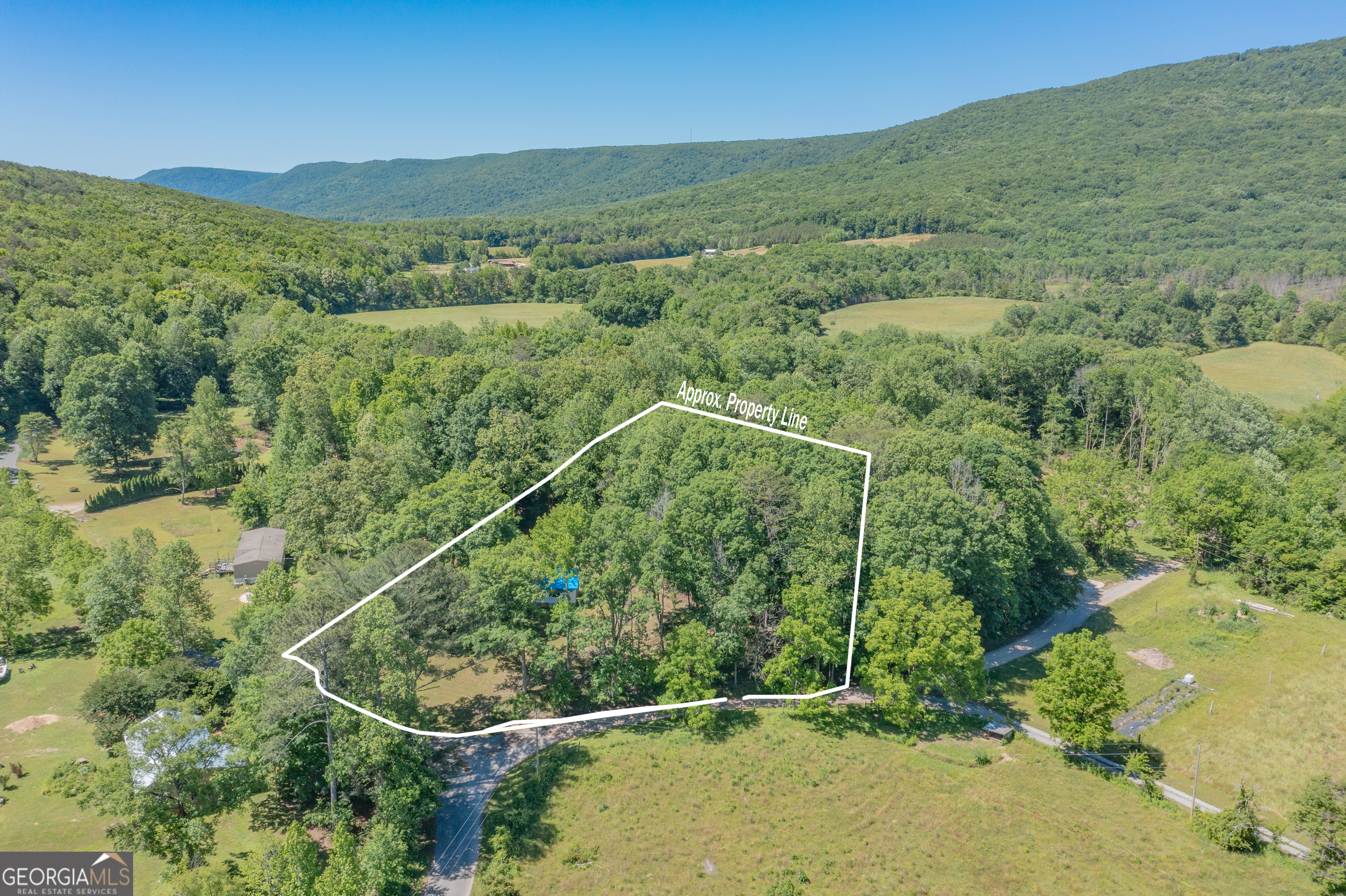 1004 Crow Gap