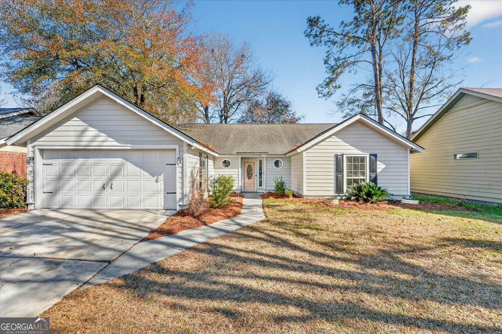 Photo of 6 English Saddle Court, Savannah, GA 31406 (MLS # 10682457)