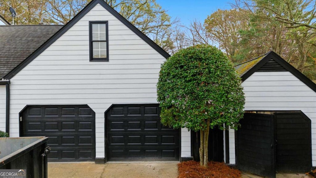 Photo of 1044 Little Willeo Road, Marietta, GA 30068 (MLS # 10857031)