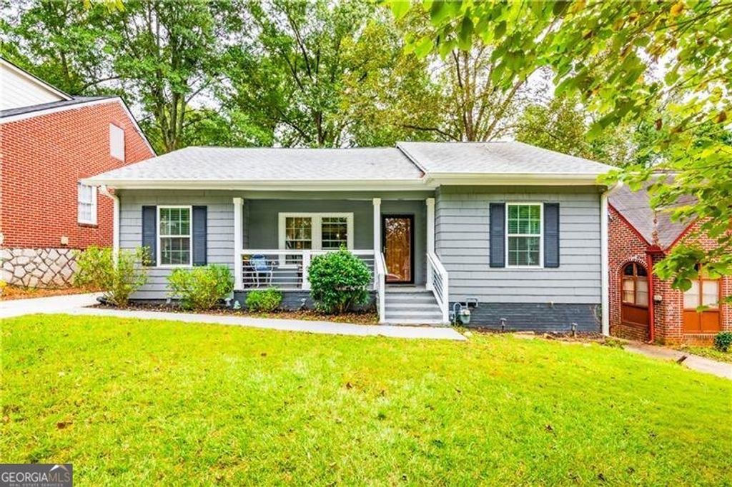 Photo of 1760 Rogers Avenue SW, Atlanta, GA 30310 (MLS # 10681590)