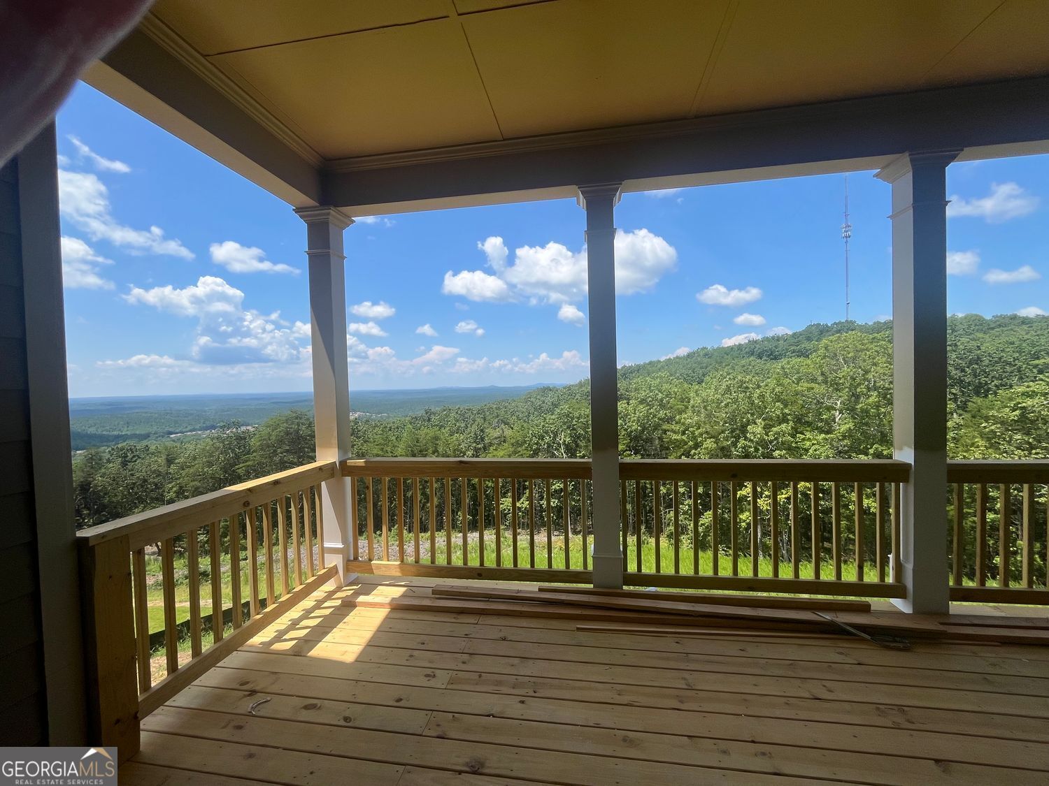 235 Laurel Vista DR