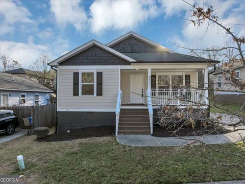 Photo of 2478 Verbena Circle NW, Atlanta, GA 30314 (MLS # 10698664)