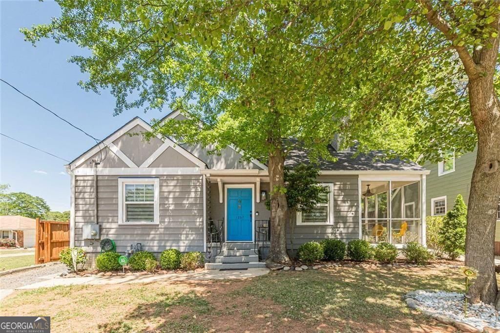 Photo of 1237 Winburn Drive, East Point, GA 30344 (MLS # 10735659)