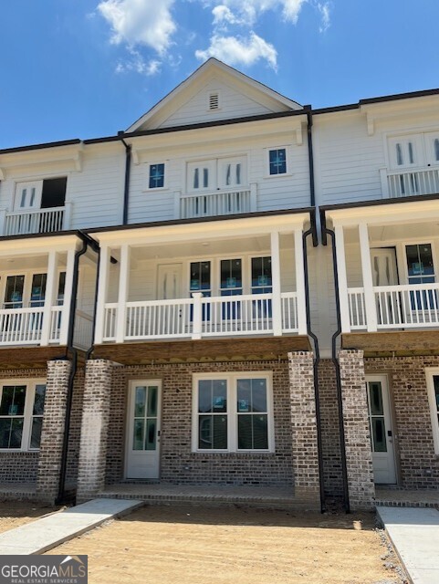 221 Village Overlook H2