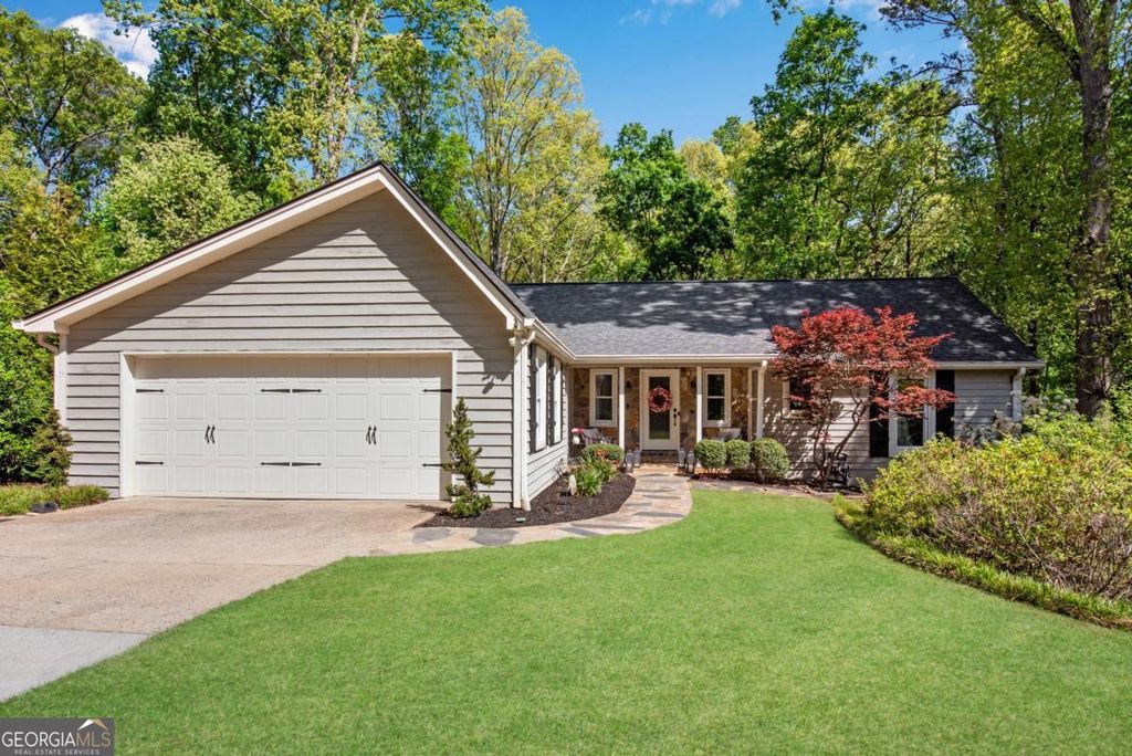 Photo of 120 Boxelder Lane, Roswell, GA 30076 (MLS # 10774916)