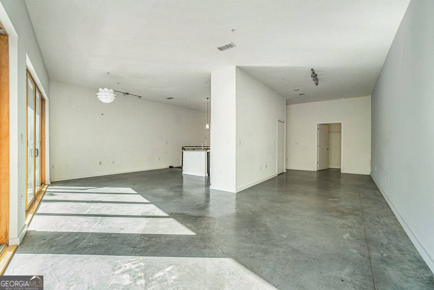 Castleberry Hills - Commercial Sale