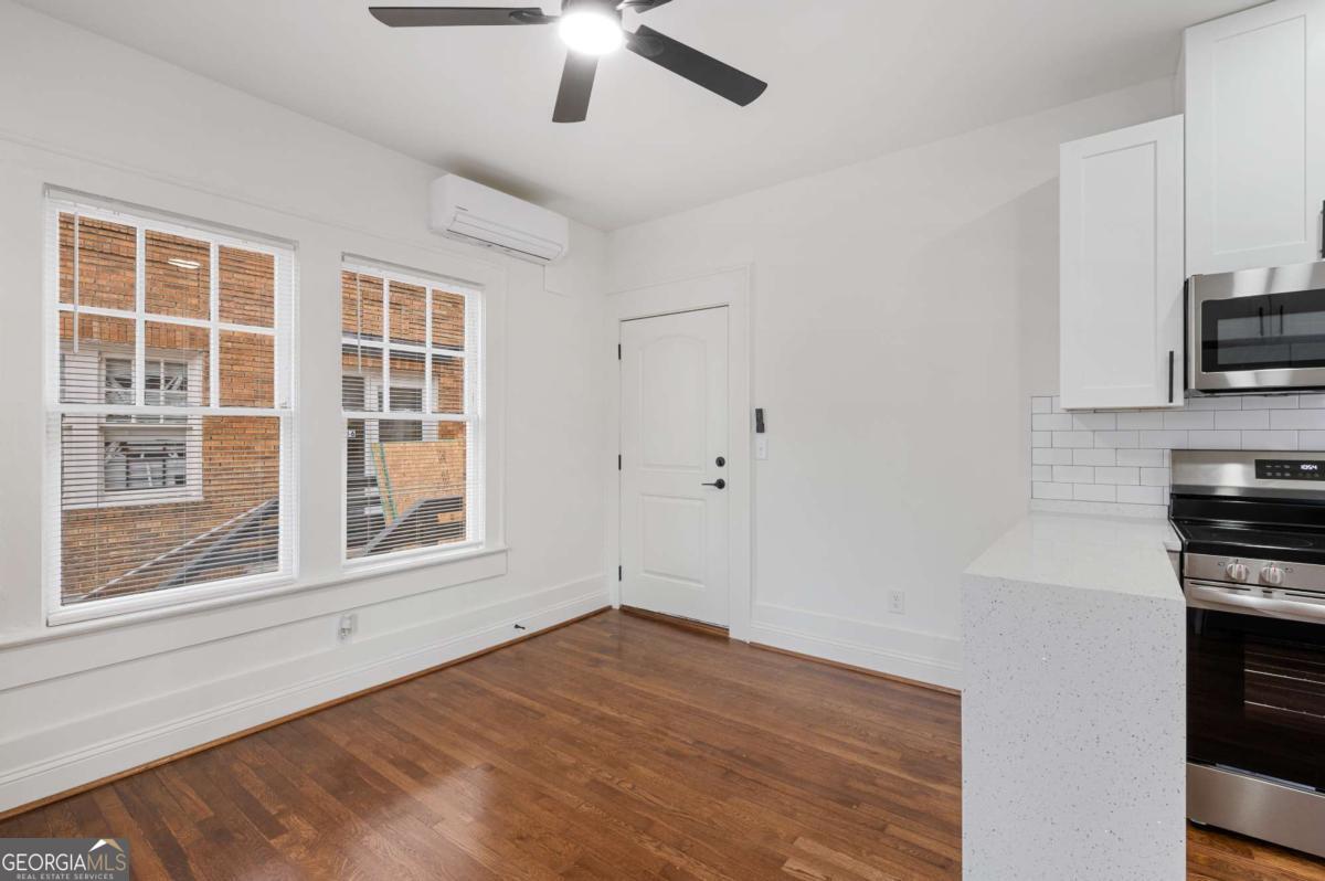 405 4th ST 22