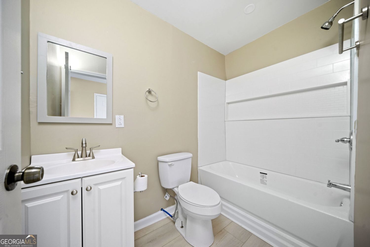 Atlanta, Georgia 30315, United States, 3 Bedrooms Bedrooms, ,3 BathroomsBathrooms,Residential,Active,94918