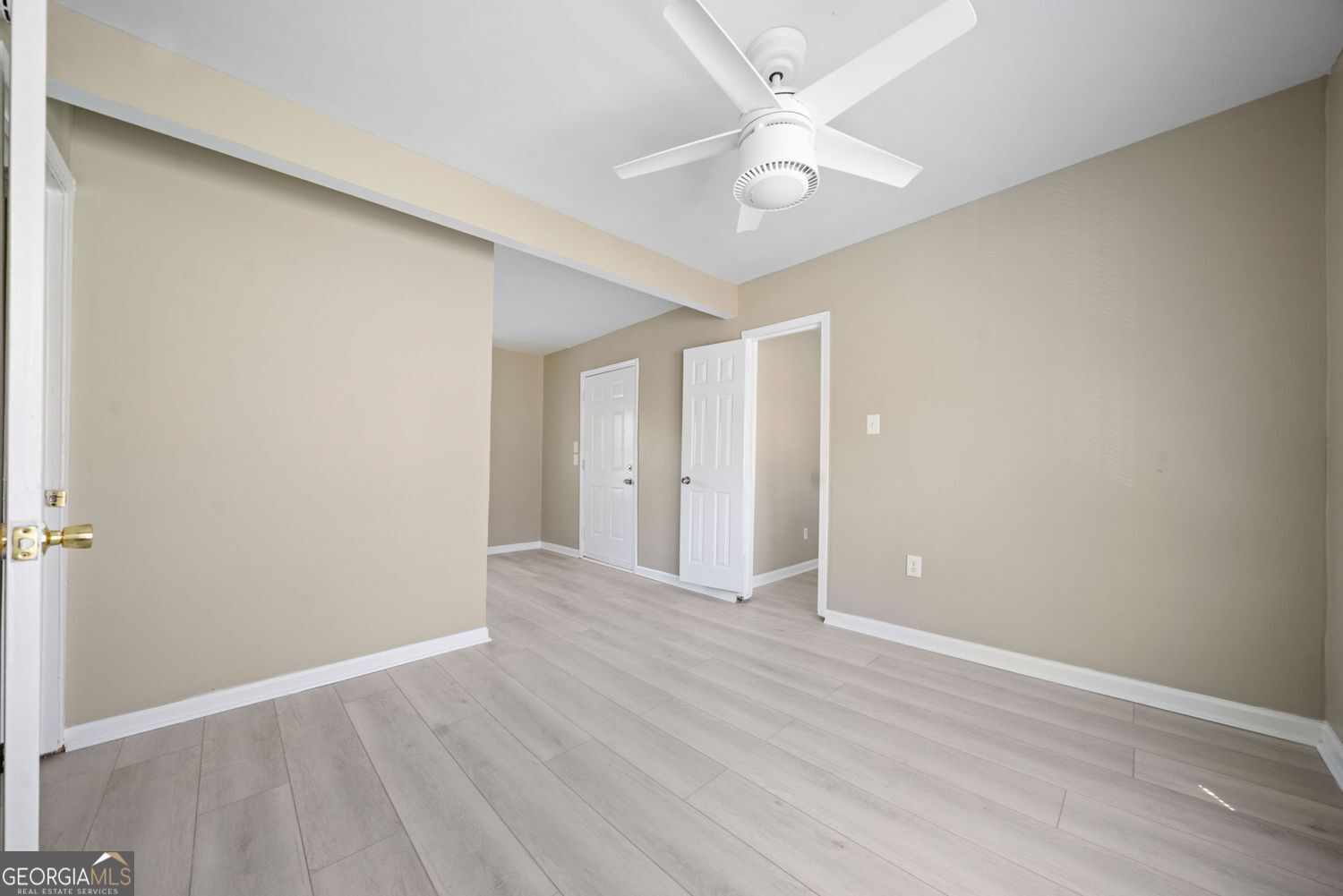 Atlanta, Georgia 30315, United States, 3 Bedrooms Bedrooms, ,3 BathroomsBathrooms,Residential,Active,94918