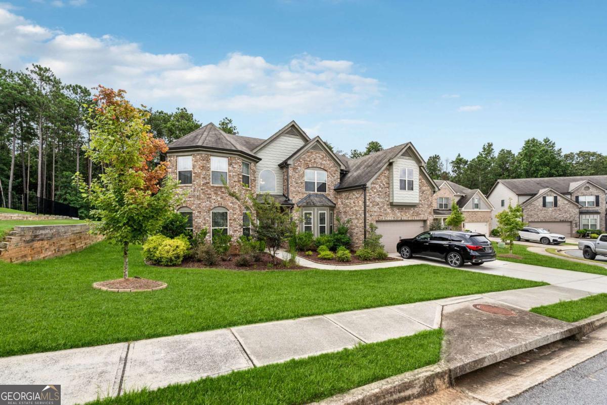 3929 Two Bridge DR