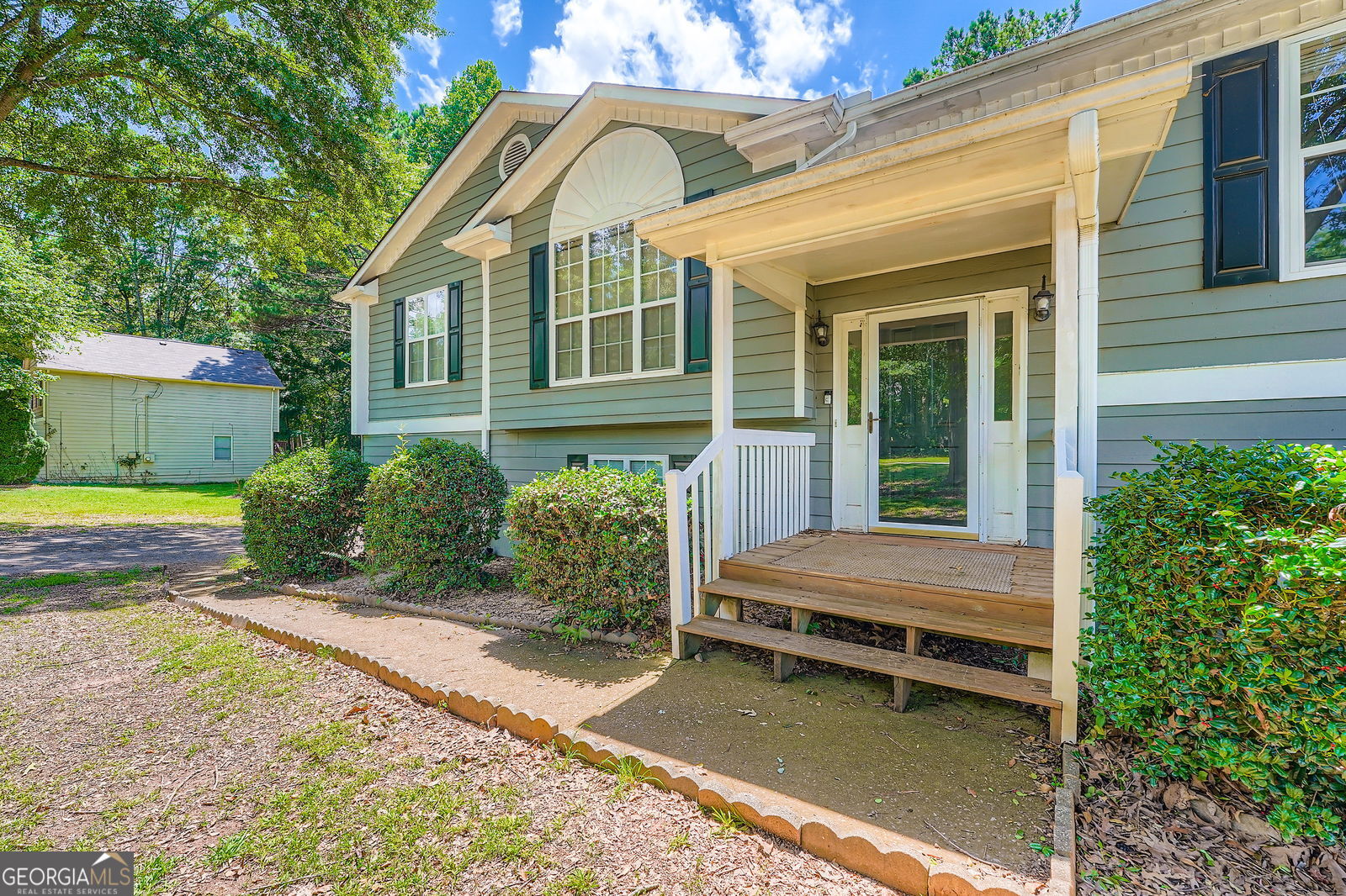 113 Hitchcock DR