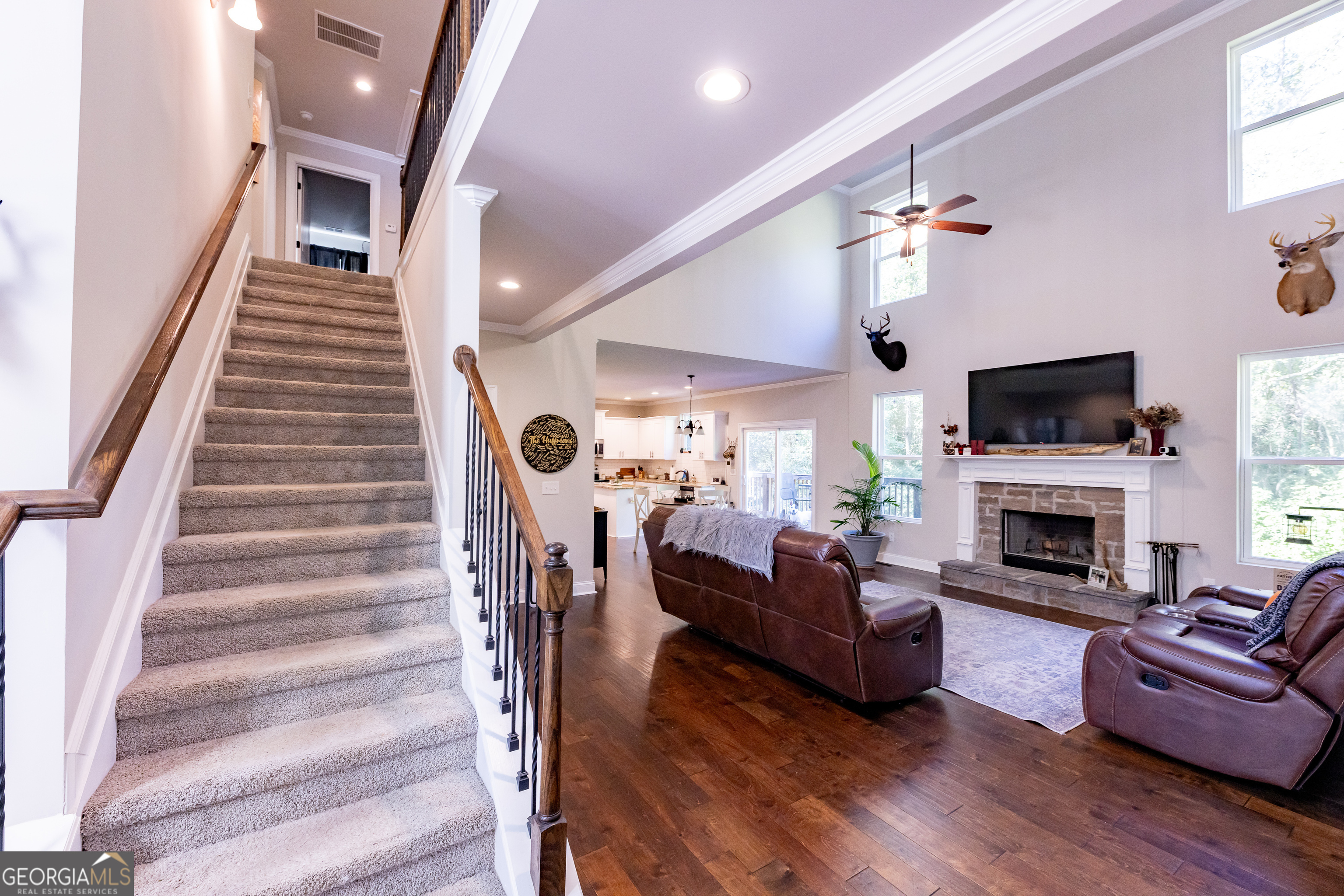 1015 Walton CIR