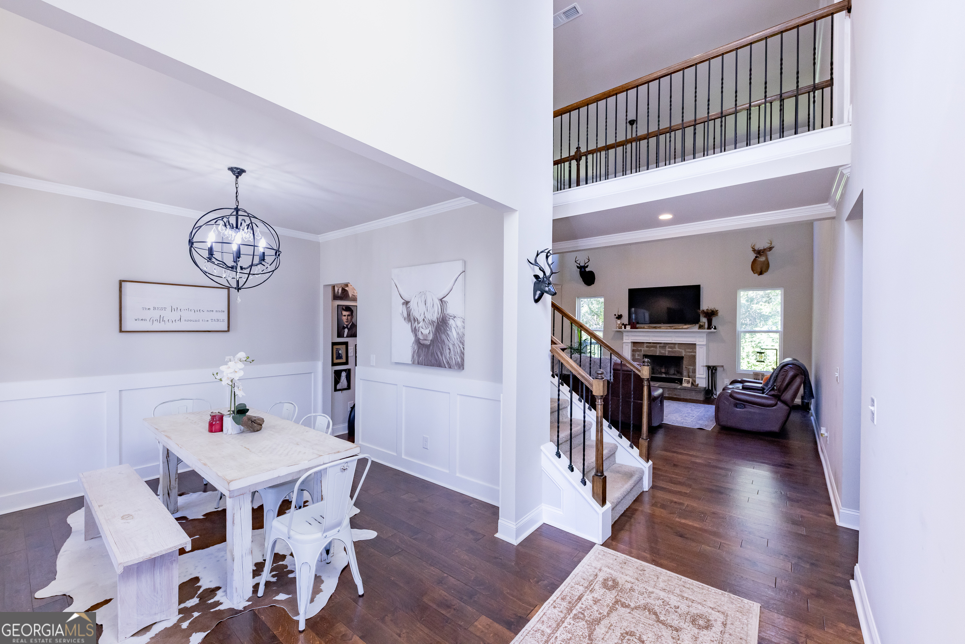 1015 Walton CIR
