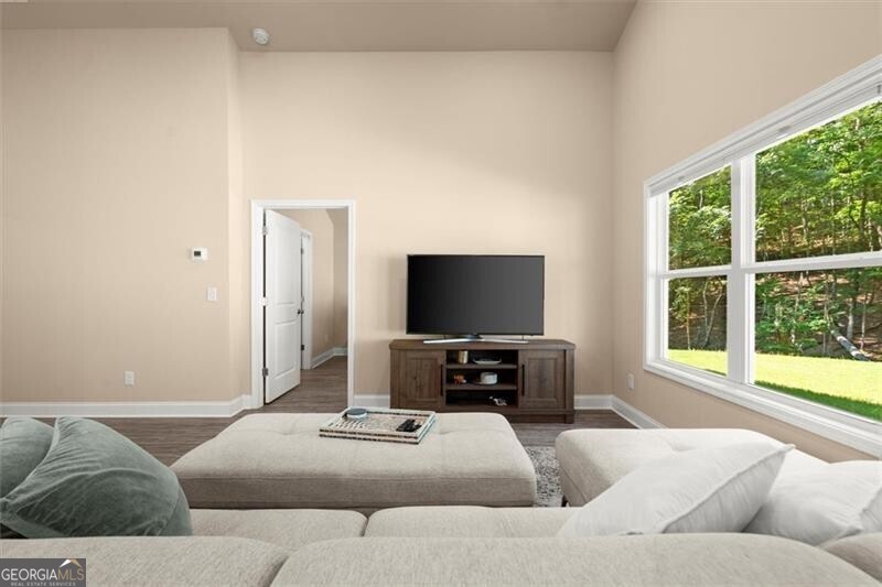 Waleska, Georgia 30183, United States, 4 Bedrooms Bedrooms, ,3 BathroomsBathrooms,Residential,Active,204220