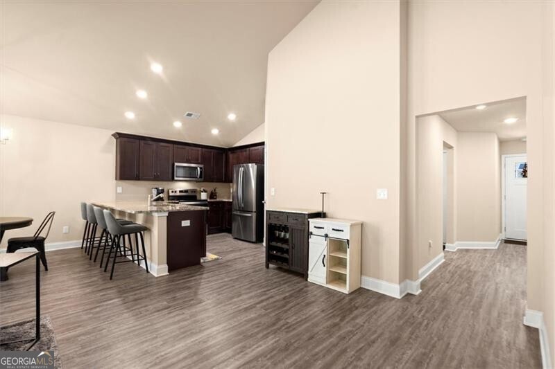 Waleska, Georgia 30183, United States, 4 Bedrooms Bedrooms, ,3 BathroomsBathrooms,Residential,Active,204220