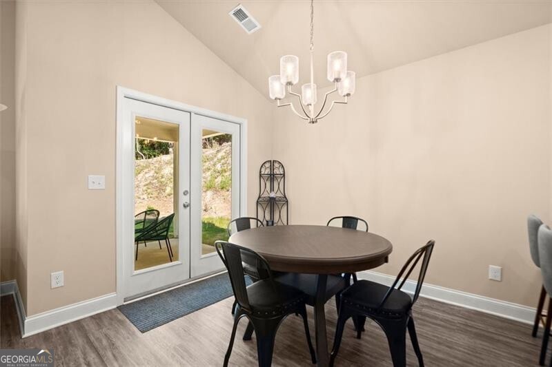 Waleska, Georgia 30183, United States, 4 Bedrooms Bedrooms, ,3 BathroomsBathrooms,Residential,Active,204220