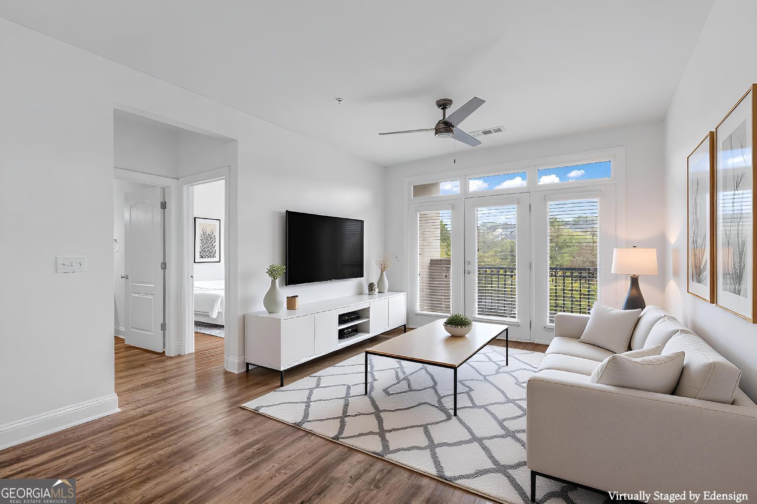 840 United AVE SE 305