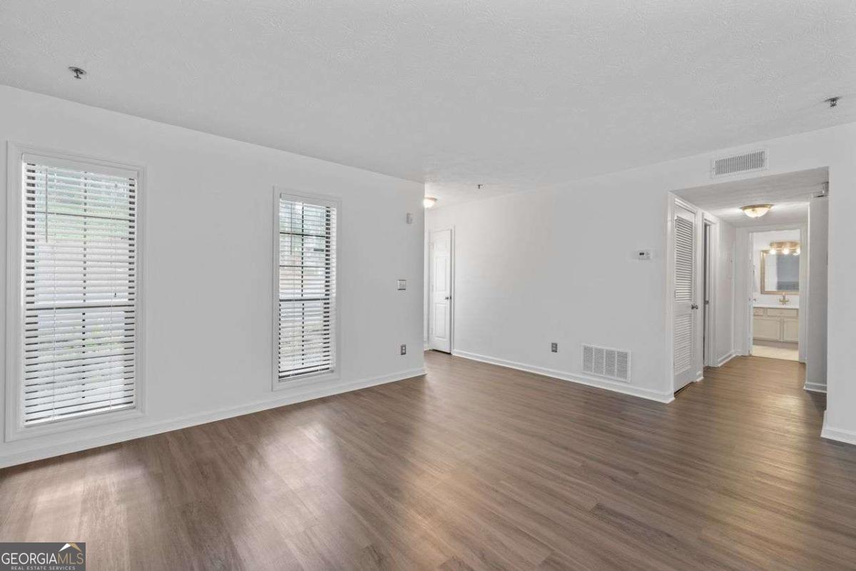 4531 Vinings Central TRCE SE 83