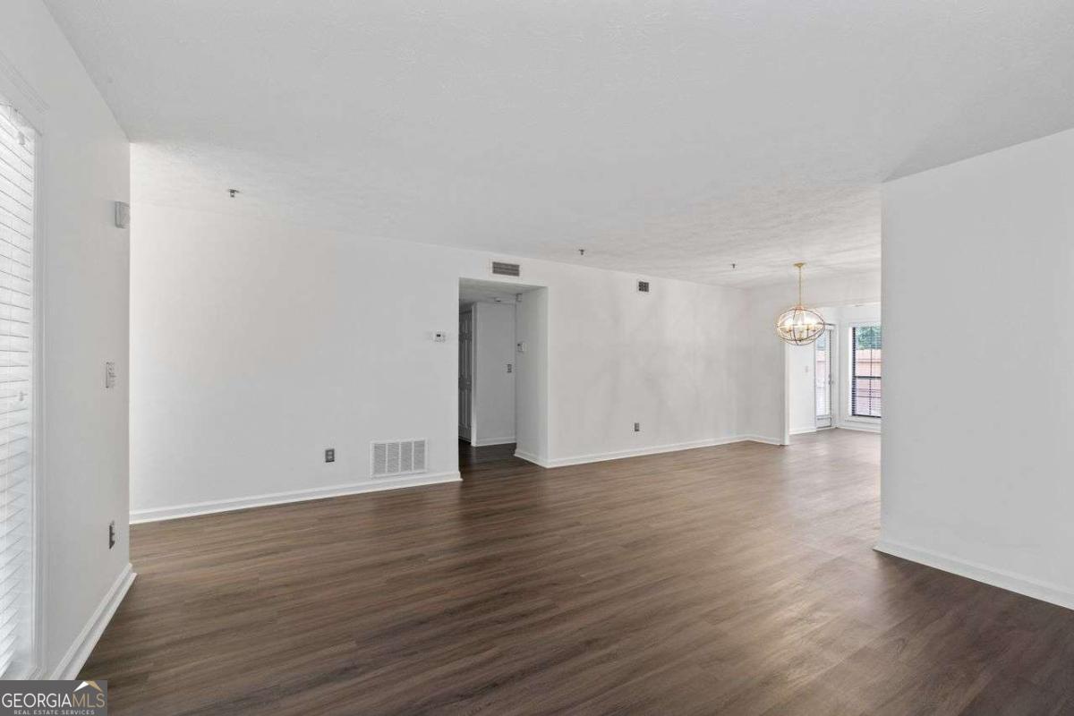 4531 Vinings Central TRCE SE 83