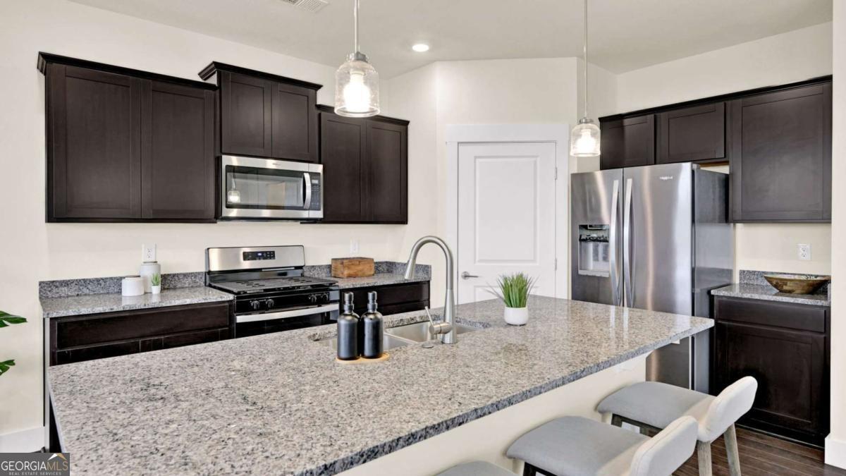 5453 Baybrook CIR