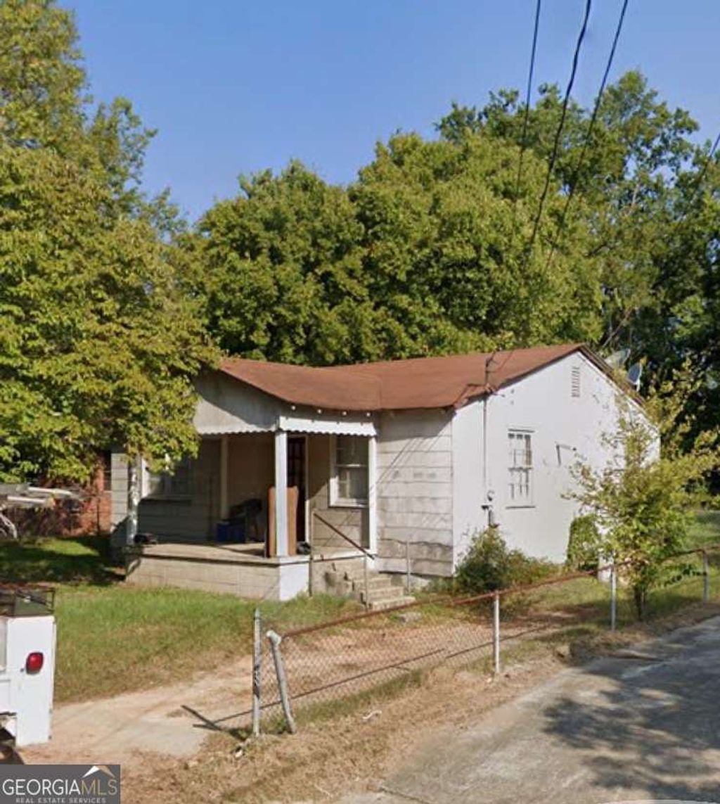 Photo of 569 Grenada Terrace, Macon, GA 31206 (MLS # 10669964)