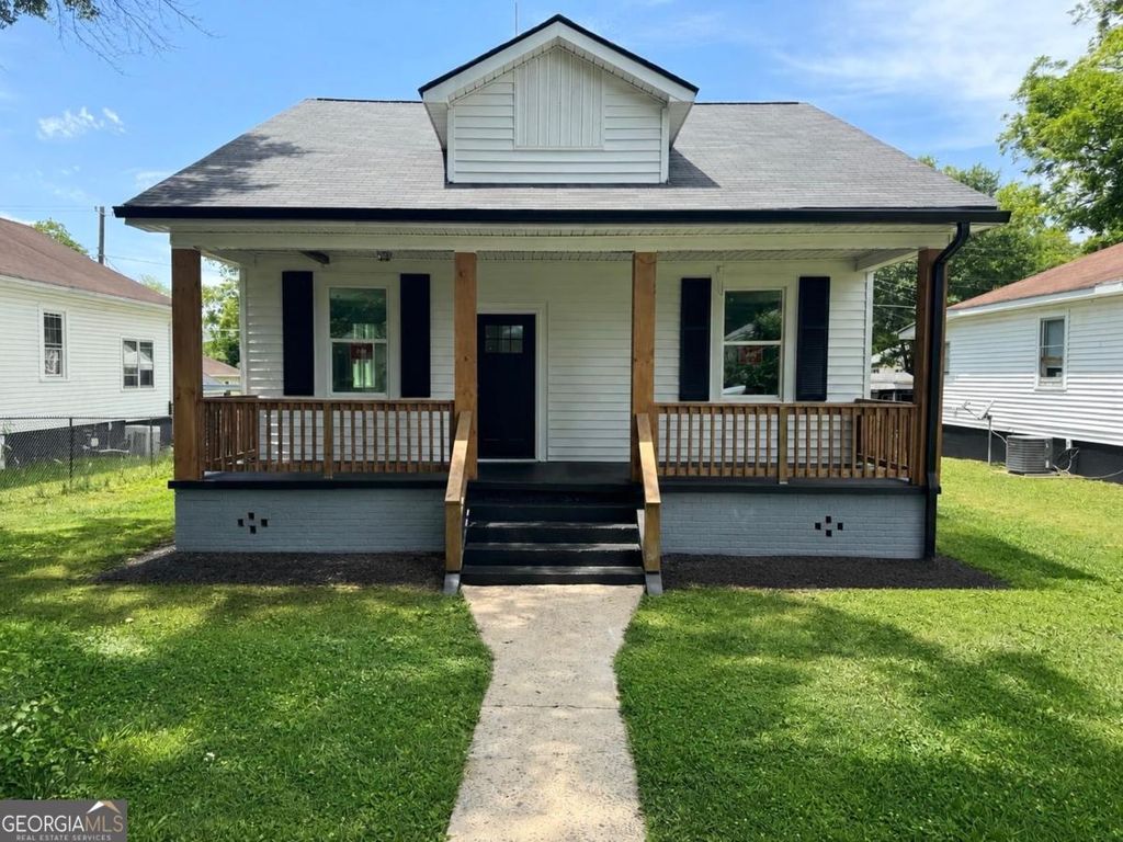 Photo of 29 Akron Street, Cartersville, GA 30120 (MLS # 10774891)