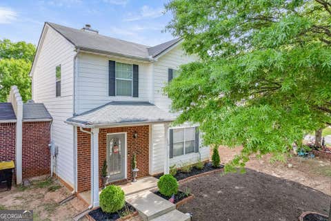 Photo of 126 Stillwood Drive, Newnan, GA 30265 (MLS # 10741462)