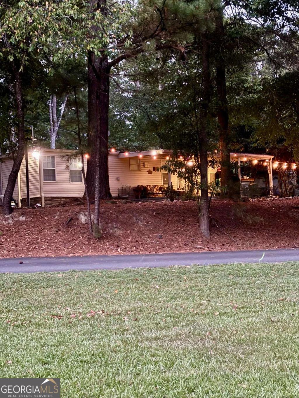 Photo of 5400 Kings Camp C16 Road SE, Acworth, GA 30102 (MLS # 10808516)