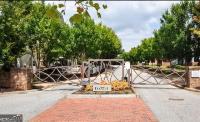 1035 Barnett Shoals RD 621